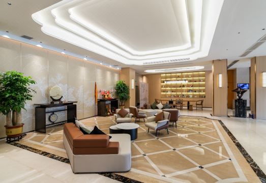 Man Guo International Hotel (Panyu Chimelong Nancun Wanbo Subway Station) Hotel Overview