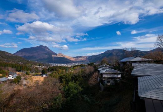 Yufuin Tsubaki Hotel Overview