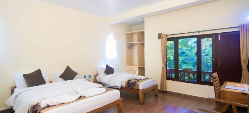 奇特旺天堂酒店(Chitwan Paradise Hotel)图片