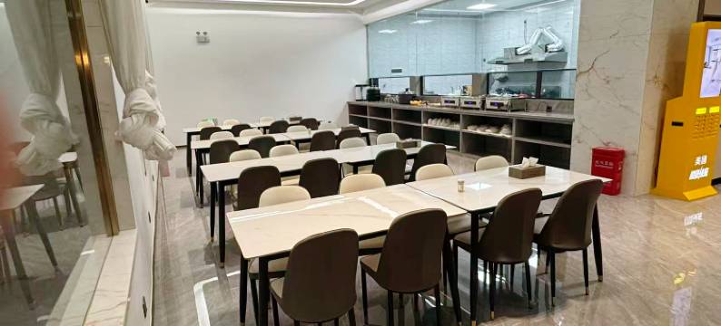 镇康千寻旅居酒店图片