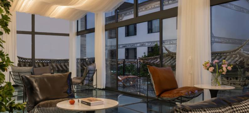 邂逅DaLi·花海阁·黑调设计师美学民宿图片