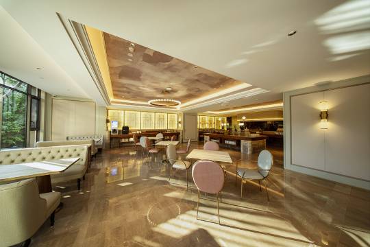 威兰汀·天际高空泳池酒店(西双版纳景洪告庄西双景星光夜市店)图片