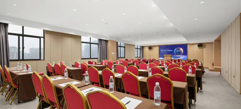 开封陌上云漫酒店(河南大学汴梁小宋城店)图片