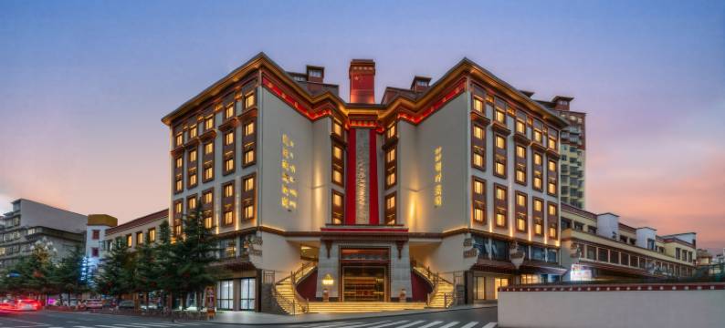 九龙吉日格宗酒店图片