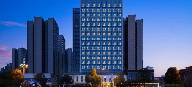 桔子酒店(乐山高铁站世豪广场店)图片