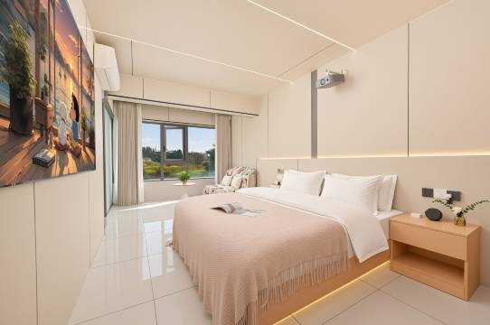 半日闲·影宿(贵阳花溪区政府明珠大道地铁站店)