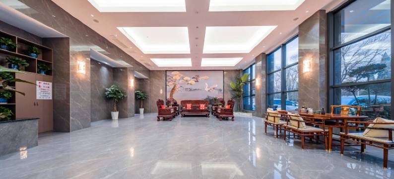 洛阳中州酒店(牡丹广场高铁龙门站店)图片