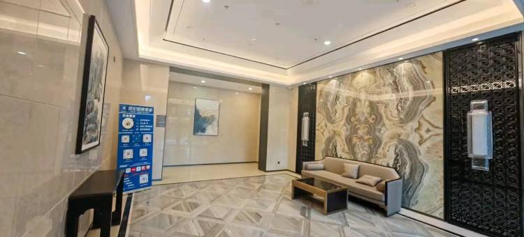 千寻小筑高空Loft公寓(龙光世纪商务中心店)图片