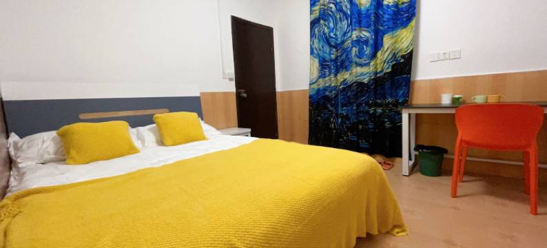 咪弟精选民宿(上街大学城金屿地铁站店)图片