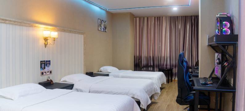 头号玩家电竞民宿(阳江新达城店)图片