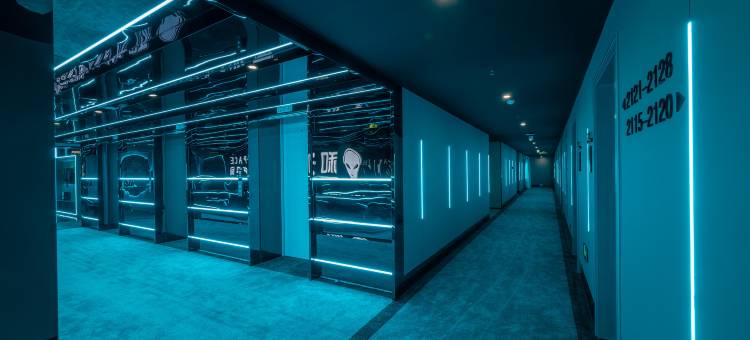 和光·ALIENSPACE外星人电竞酒店(贵阳火车北站国际会展中心店)图片