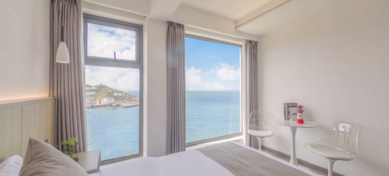 东极岚海·全海景轻氧设计民宿图片