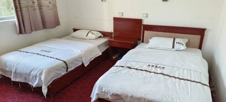 和静金月亮宾馆图片