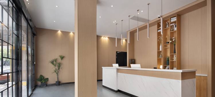 TOWO上品酒店(长沙火车站阿弥岭地铁站店)图片