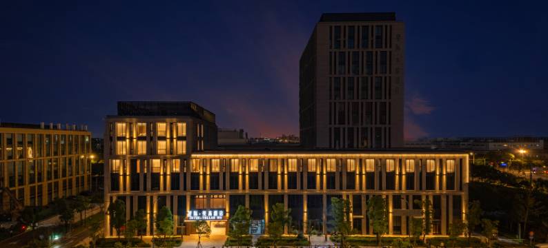 上海滴水湖临港星际美高酒店图片