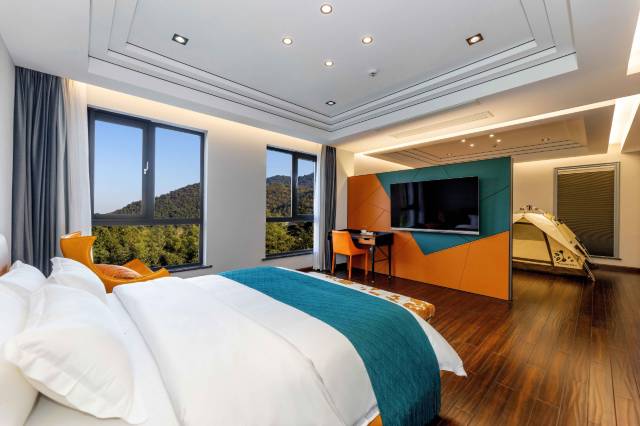 听涧云舒・峰岫里·富春烟岚庭院美宿(瑶琳仙境OMG心跳乐园店)图片