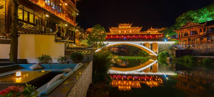 花样年华江景客栈(芙蓉镇大瀑布店)图片