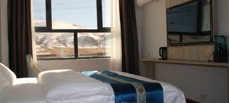 念青唐拉酒店(比如县夏曲卡客运站店)图片