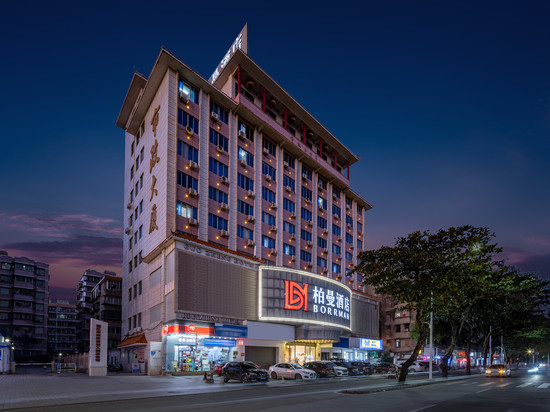 柏曼酒店(湛江鼎盛广场观海长廊店)