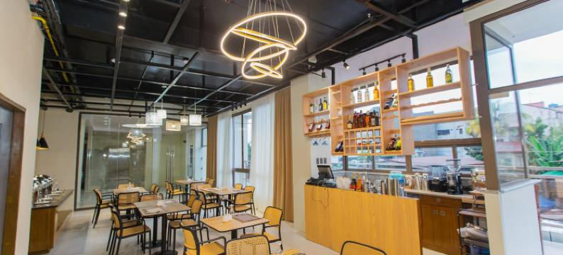 马克西霍特尔安德伊文特森特尔(Maxi Hotel and Event Center)图片