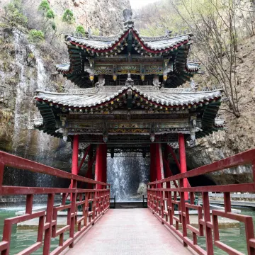 IU酒店(阳泉新建街天桥店)