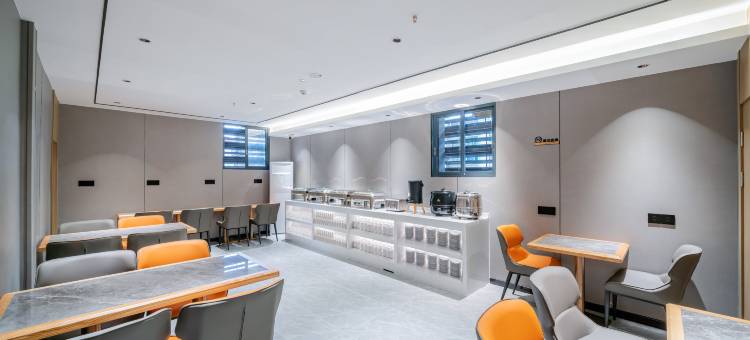 逸米精选酒店(广州彩虹桥陈家祠地铁站店)图片