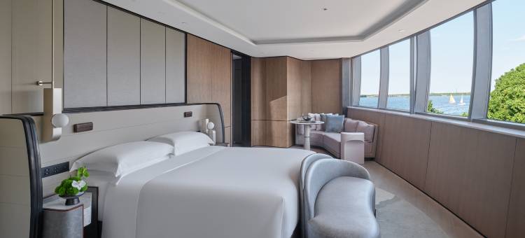 上海滴水湖洲际酒店图片