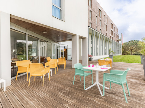 南特西部圣埃尔布兰康福特城市公寓式酒店