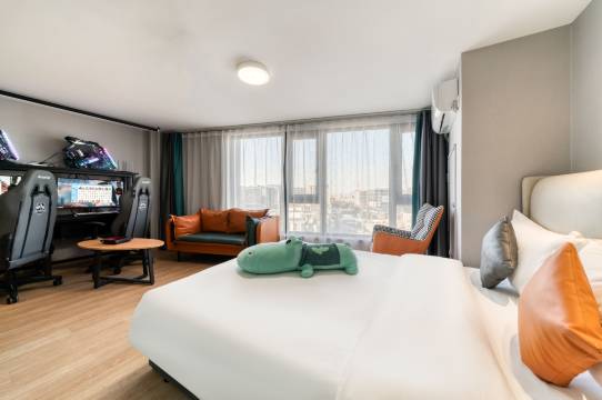 猫六六电竞公寓(东站东广场店)