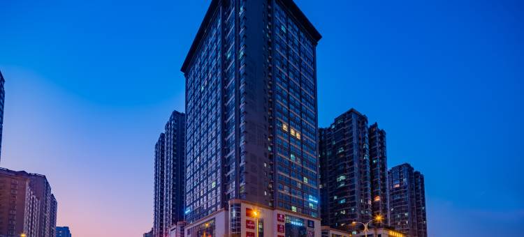 速8酒店(西安万象城生命树电视塔地铁站店)图片
