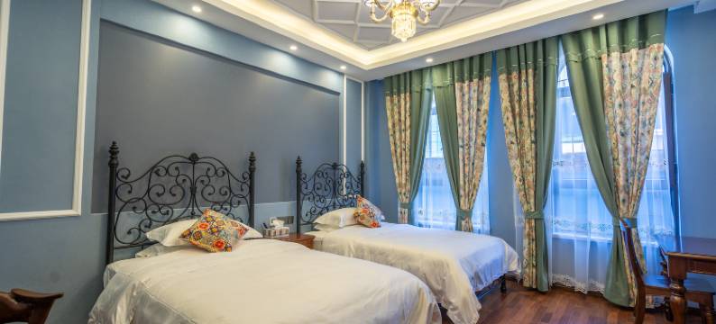 巴洛特花园民宿(伊宁市六星街店)图片