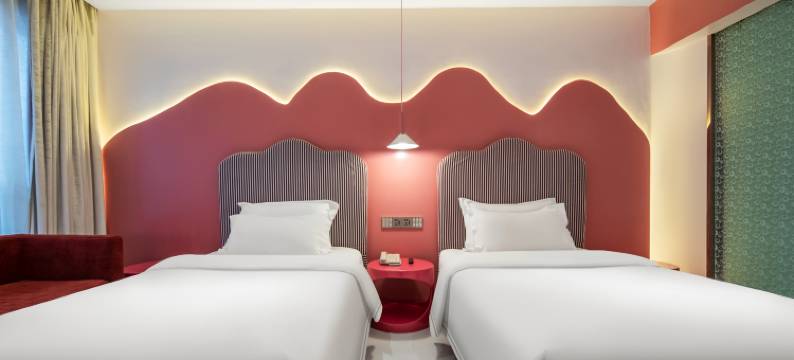 南阳阿尔特精致酒店(南阳火车站武侯祠店)图片