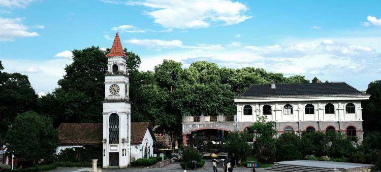 来野·莫干山设计师私汤民宿(庾村广场店)图片