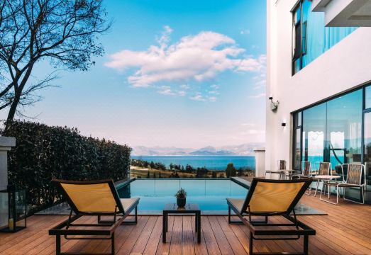 抚仙湖汐宿酒店