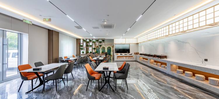 御澜商务酒店(呼和浩特金桥开发区喇嘛营地铁站店)图片