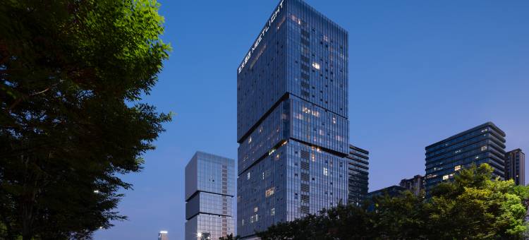 南昌觅光·Me Light高空酒店(红谷滩万达广场店)图片
