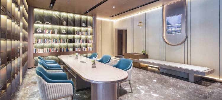 珠海情侣南路拱北口岸亚朵酒店图片