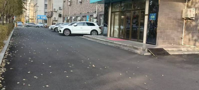 长春桐林宾馆(桂林路动植物公园店)图片