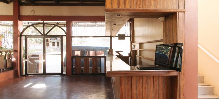 红多兹酒店@邦板牙安吉利斯马里法(RedDoorz @ Marifa Hotel Angeles Pampanga)图片