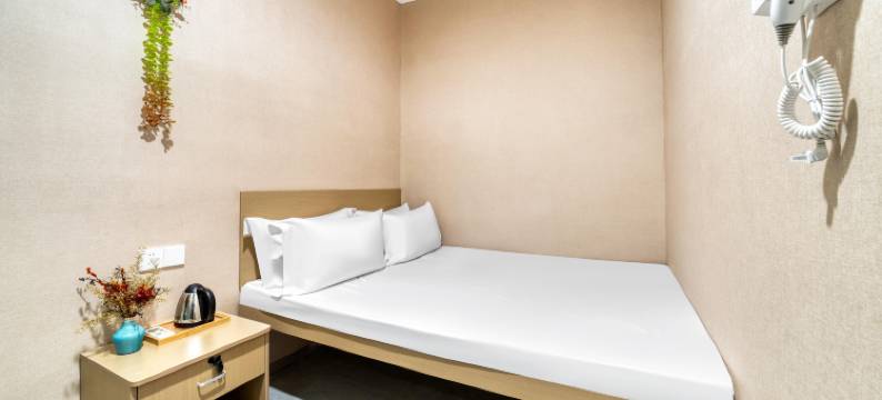 花妖钱塘酒店(杭州西湖湖滨龙翔桥地铁站店)图片