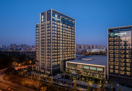 青岛金茂万丽酒店外景图