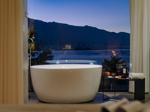 越好·绿荫树下·森系花园全海景度假别墅(大理高铁站洱海公园店)