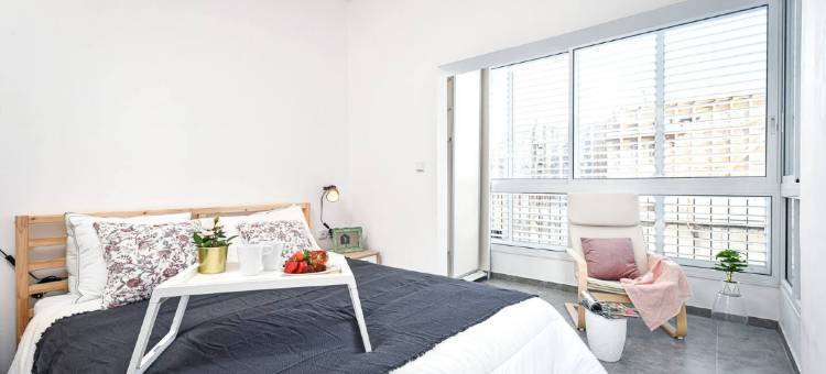 Contemporary 3BR Apt 10 Minute Walk from Beach图片