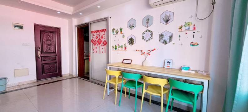 初夏女生公寓图片