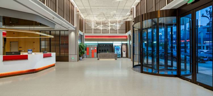 柏曼酒店(乐山高铁站万达广场店)图片