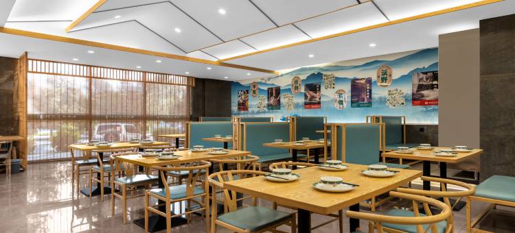 花雨楼国际酒店(敦煌博物馆店)图片