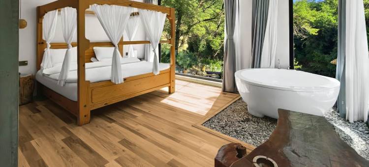 丹巴格桠溪涧庄园图片