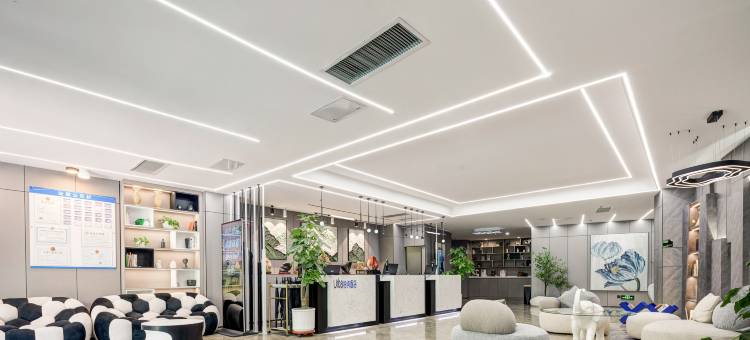 柏纳酒店(海湖新区万达广场唐道637店)图片