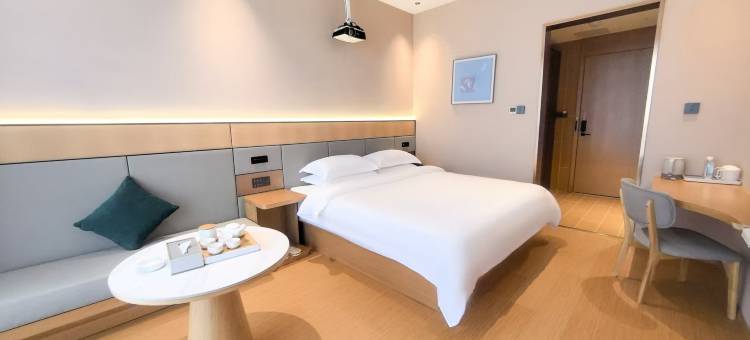 嘉隆国际酒店(孟定镇中缅街店)图片