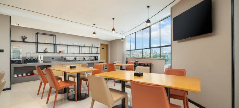 铂兰.Palace酒店(南宁安吉客运地铁站店)图片